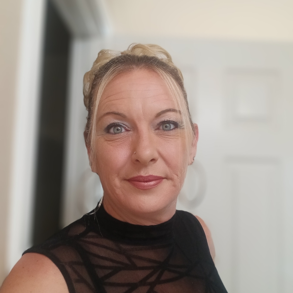 Meet your Posher, Christy